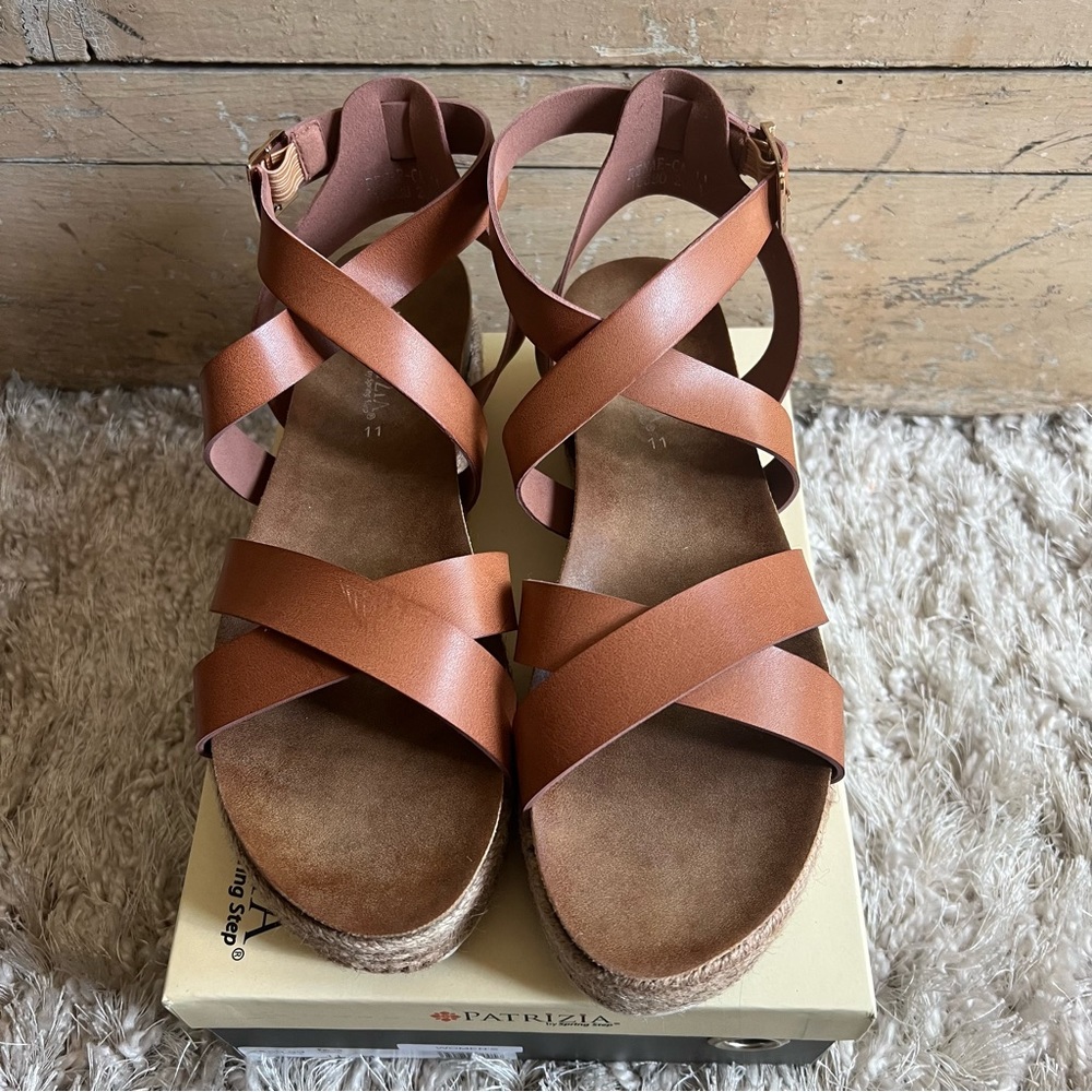 Women’s size 11 Camel Patrizia by Spring Step Platform Sandals - Picture 2 of 7
